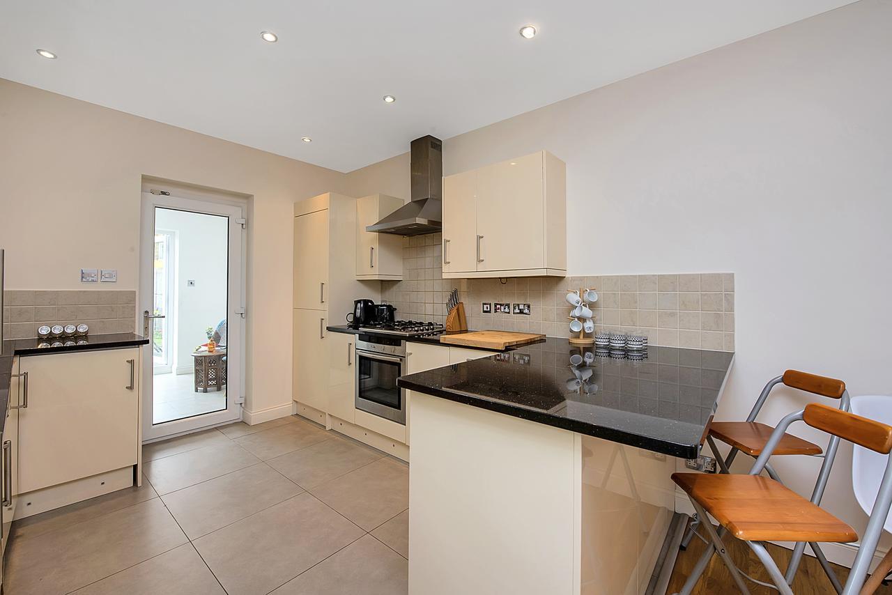 Finding My Palace Guest House In Tooting Mitcham Exteriér fotografie